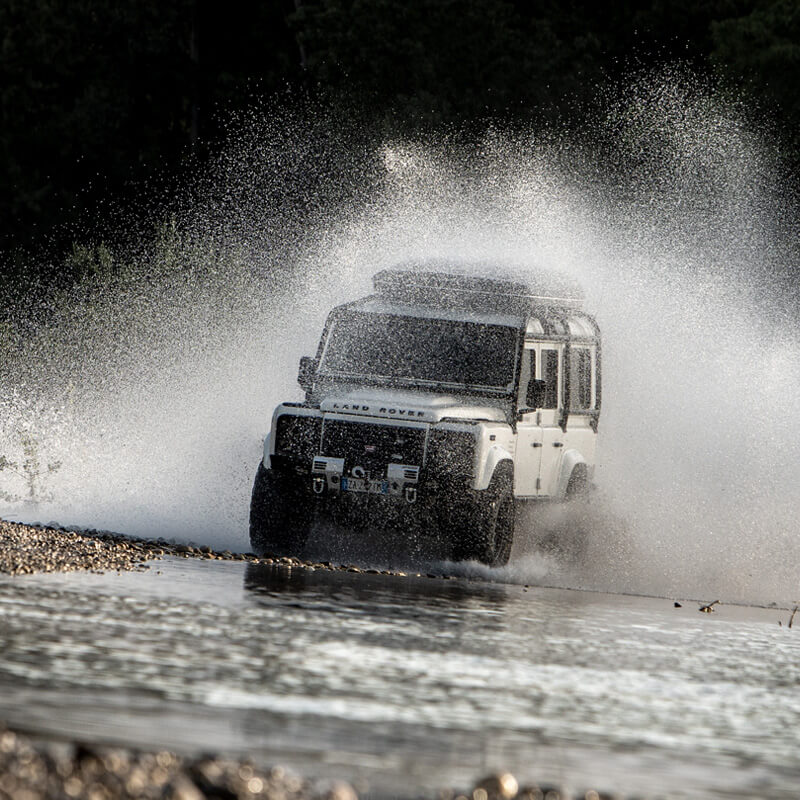 Land Rover River - Autohome Roof Top Tents